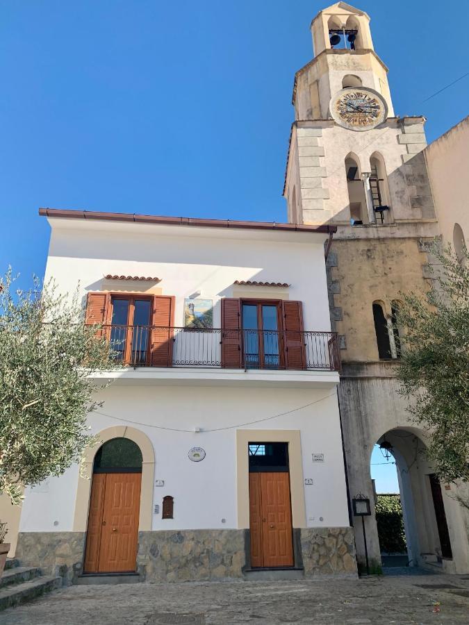 La Piazzetta Boutique Apartments Scala Exterior photo